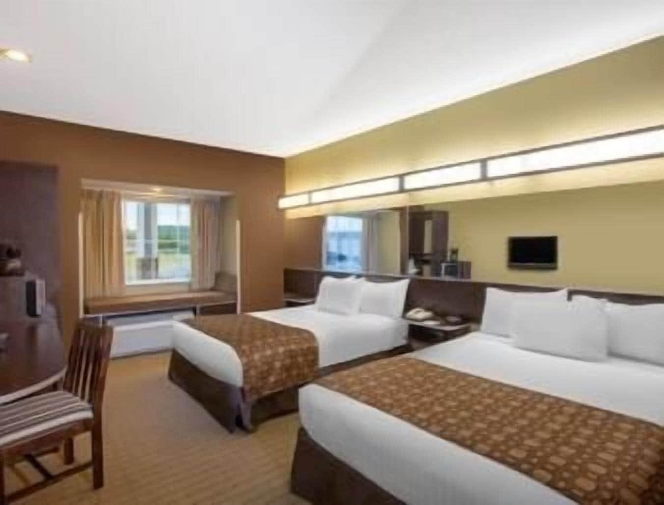 Microtel & By Wyndham Hotel