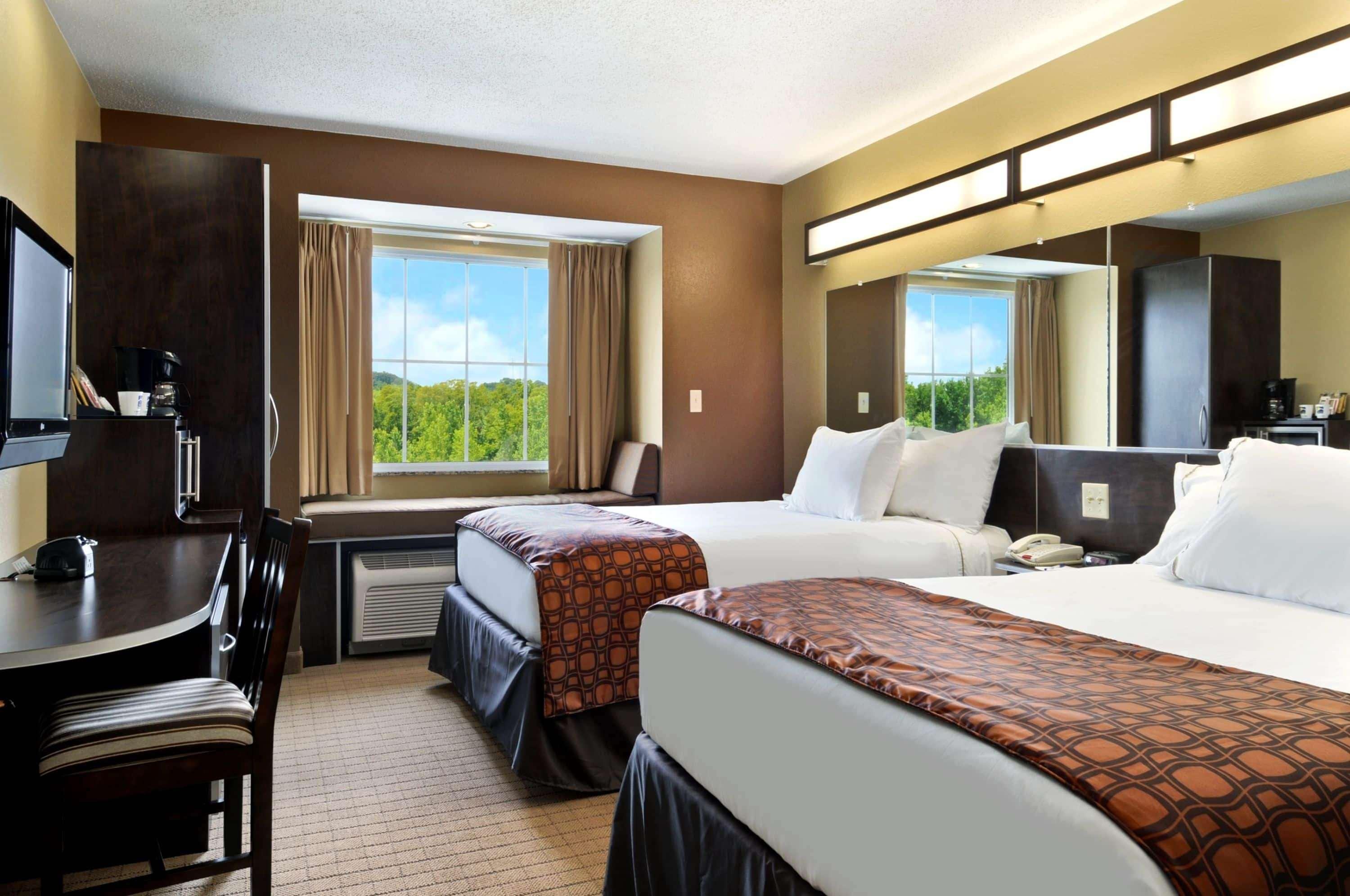 Microtel & By Wyndham 2*